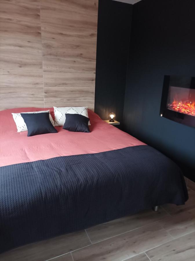 Loft Sauna Jacuzzi Ospariegeois Lavelanet Bagian luar foto